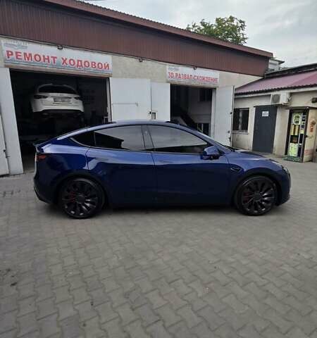 Синий Тесла Model Y, объемом двигателя 0 л и пробегом 9 тыс. км за 35000 $, фото 4 на Automoto.ua