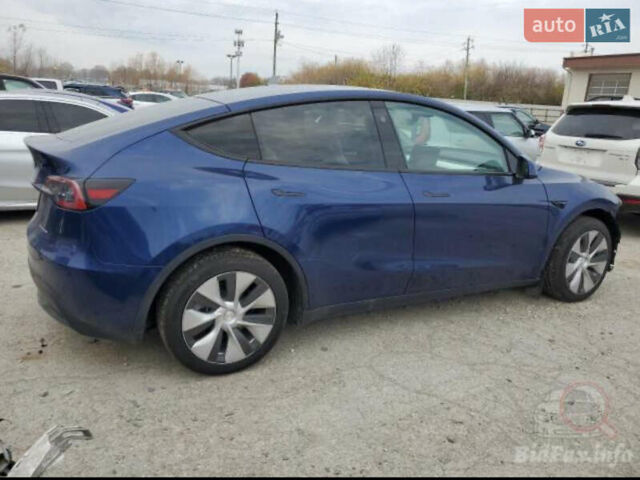 Синий Тесла Model Y, объемом двигателя 0 л и пробегом 9 тыс. км за 30000 $, фото 4 на Automoto.ua