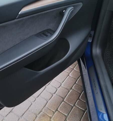 Синій Тесла Model Y, об'ємом двигуна 0 л та пробігом 48 тис. км за 32600 $, фото 13 на Automoto.ua