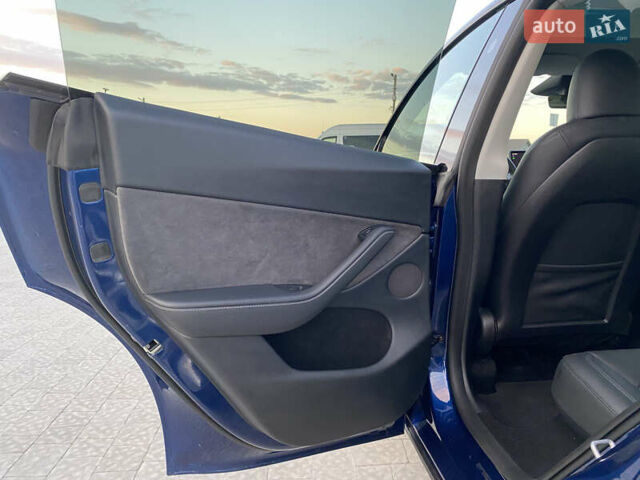 Синий Тесла Model Y, объемом двигателя 0 л и пробегом 15 тыс. км за 28200 $, фото 20 на Automoto.ua
