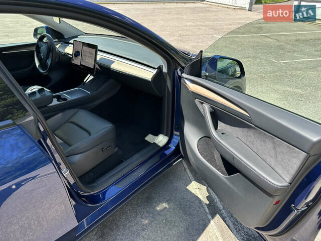 Синий Тесла Model Y, объемом двигателя 0 л и пробегом 15 тыс. км за 33000 $, фото 19 на Automoto.ua