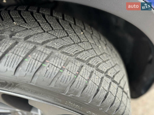 Синий Тесла Model Y, объемом двигателя 0 л и пробегом 36 тыс. км за 31000 $, фото 28 на Automoto.ua