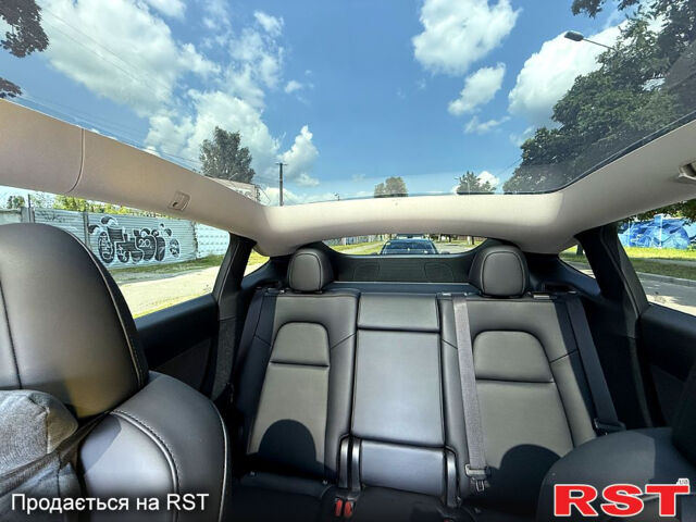 Синий Тесла Model Y, объемом двигателя 0 л и пробегом 26 тыс. км за 30000 $, фото 6 на Automoto.ua