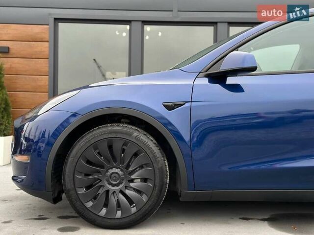 Синий Тесла Model Y, объемом двигателя 0 л и пробегом 10 тыс. км за 30494 $, фото 13 на Automoto.ua