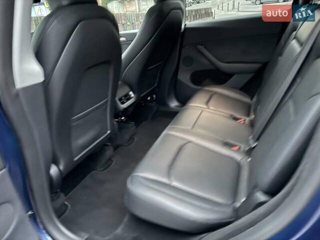 Синий Тесла Model Y, объемом двигателя 0 л и пробегом 35 тыс. км за 34999 $, фото 15 на Automoto.ua