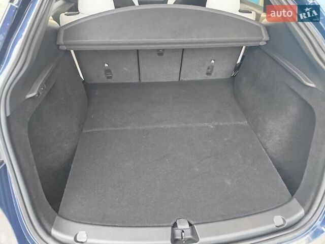 Синій Тесла Model Y, об'ємом двигуна 0 л та пробігом 27 тис. км за 27200 $, фото 8 на Automoto.ua