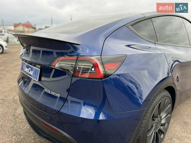 Синий Тесла Model Y, объемом двигателя 0 л и пробегом 36 тыс. км за 31000 $, фото 31 на Automoto.ua