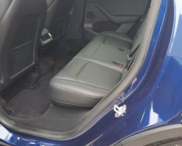 Синий Тесла Model Y, объемом двигателя 0 л и пробегом 34 тыс. км за 29150 $, фото 4 на Automoto.ua