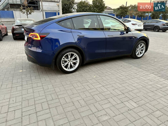 Синий Тесла Model Y, объемом двигателя 0 л и пробегом 27 тыс. км за 35999 $, фото 8 на Automoto.ua