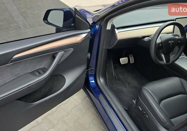 Синий Тесла Model Y, объемом двигателя 0 л и пробегом 9 тыс. км за 35000 $, фото 12 на Automoto.ua