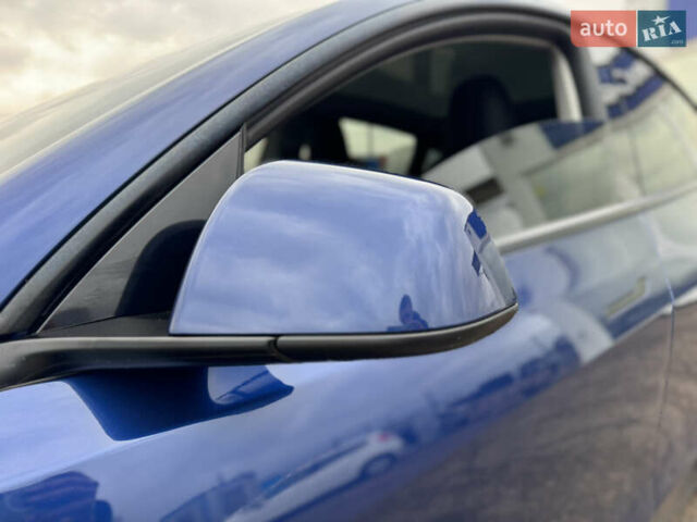 Синий Тесла Model Y, объемом двигателя 0 л и пробегом 36 тыс. км за 31000 $, фото 17 на Automoto.ua