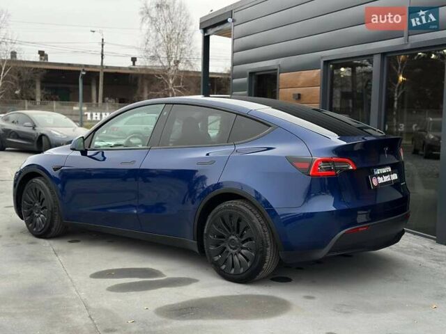 Синий Тесла Model Y, объемом двигателя 0 л и пробегом 10 тыс. км за 30494 $, фото 3 на Automoto.ua