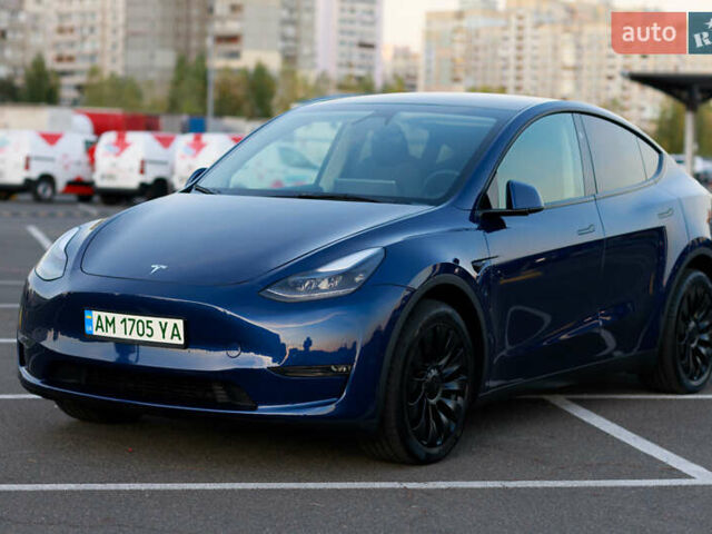 Синий Тесла Model Y, объемом двигателя 0 л и пробегом 11 тыс. км за 33300 $, фото 1 на Automoto.ua