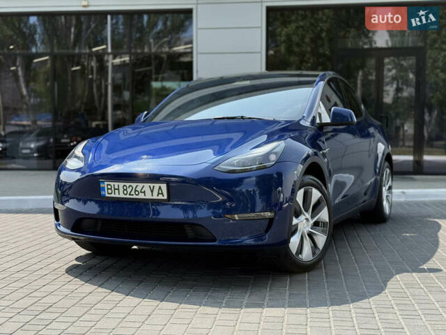 Синий Тесла Model Y, объемом двигателя 0 л и пробегом 12 тыс. км за 29000 $, фото 2 на Automoto.ua