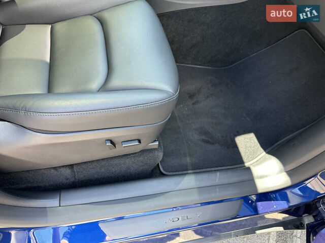 Синий Тесла Model Y, объемом двигателя 0 л и пробегом 15 тыс. км за 33000 $, фото 20 на Automoto.ua