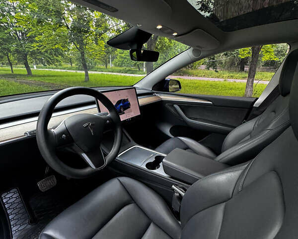 Синий Тесла Model Y, объемом двигателя 0 л и пробегом 26 тыс. км за 19900 $, фото 15 на Automoto.ua