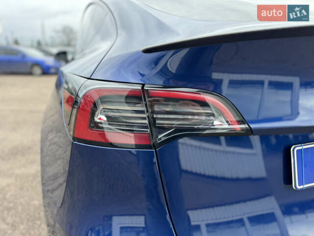 Синий Тесла Model Y, объемом двигателя 0 л и пробегом 36 тыс. км за 31000 $, фото 35 на Automoto.ua