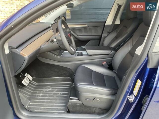 Синий Тесла Model Y, объемом двигателя 0 л и пробегом 24 тыс. км за 26900 $, фото 16 на Automoto.ua