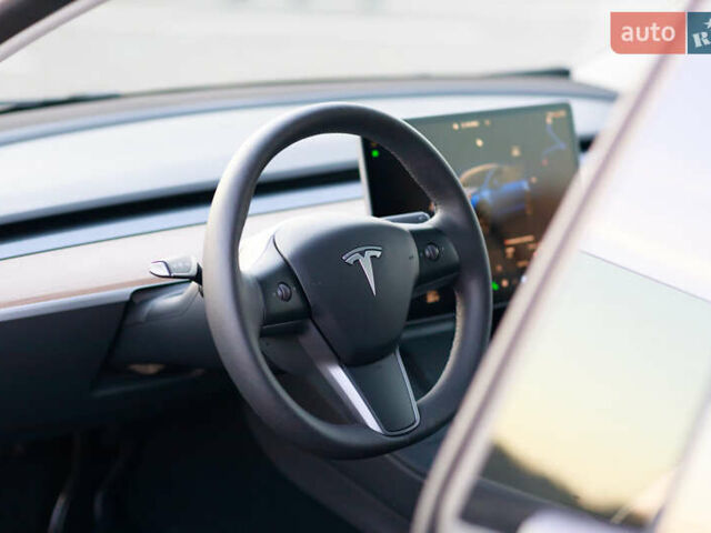 Синий Тесла Model Y, объемом двигателя 0 л и пробегом 11 тыс. км за 33300 $, фото 8 на Automoto.ua