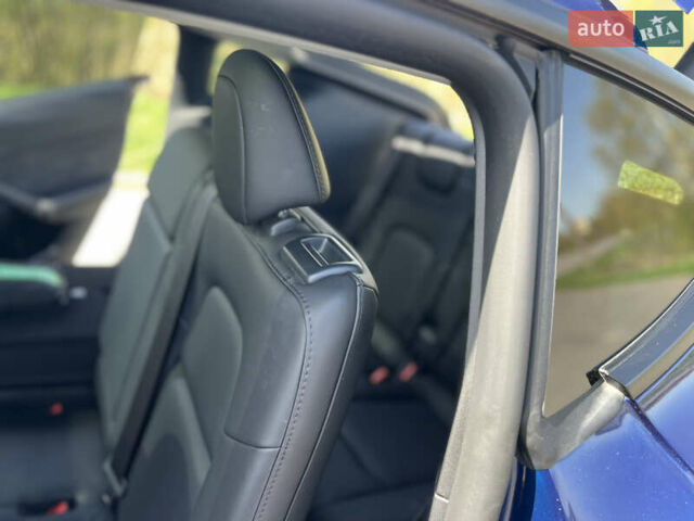 Синий Тесла Model Y, объемом двигателя 0 л и пробегом 28 тыс. км за 28819 $, фото 15 на Automoto.ua