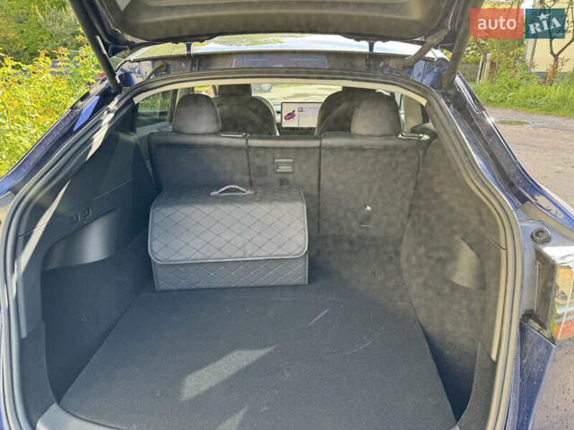 Синій Тесла Model Y, об'ємом двигуна 0 л та пробігом 57 тис. км за 31900 $, фото 1 на Automoto.ua