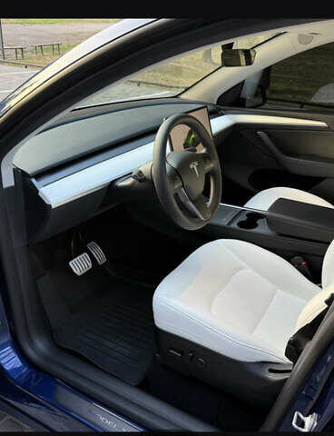 Тесла Model Y 2023 в Запорожье на Automoto.ua Синий Тесла Model Y, объемом двигателя 0 л и пробегом 48 тыс. км за 33500 $, фото 1 на Automoto.ua