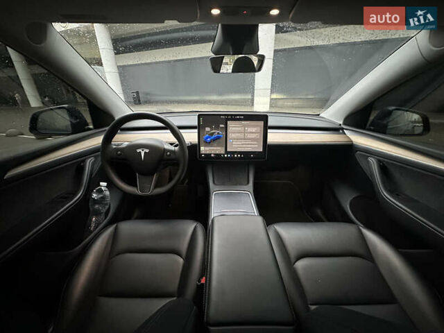 Синий Тесла Model Y, объемом двигателя 0 л и пробегом 36 тыс. км за 33000 $, фото 14 на Automoto.ua