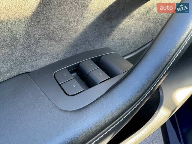 Синий Тесла Model Y, объемом двигателя 0 л и пробегом 48 тыс. км за 32990 $, фото 14 на Automoto.ua