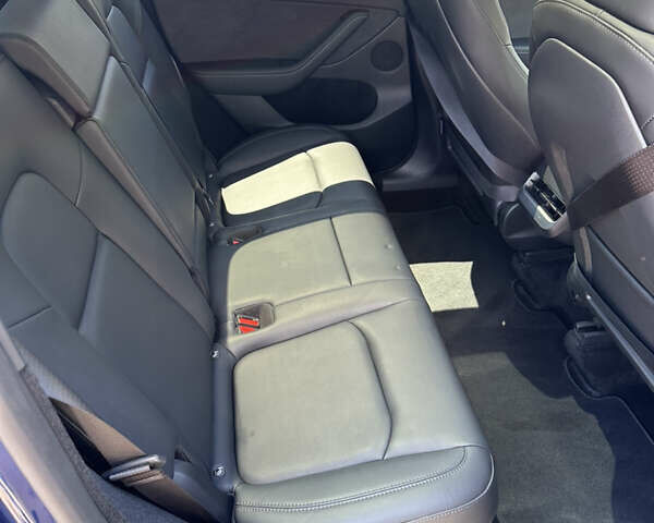 Синий Тесла Model Y, объемом двигателя 0 л и пробегом 15 тыс. км за 33000 $, фото 21 на Automoto.ua
