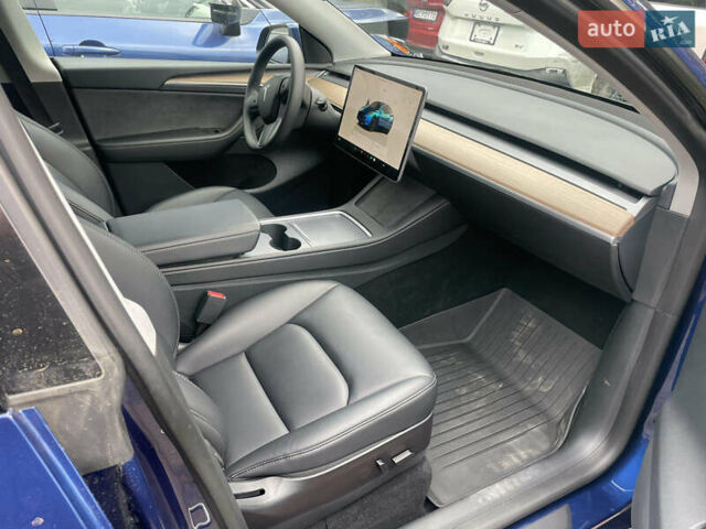 Синий Тесла Model Y, объемом двигателя 0 л и пробегом 41 тыс. км за 28500 $, фото 7 на Automoto.ua