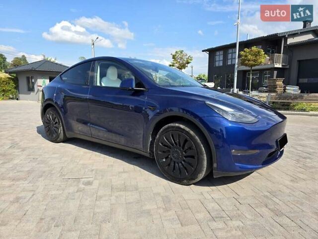 Синий Тесла Model Y, объемом двигателя 0 л и пробегом 42 тыс. км за 26500 $, фото 5 на Automoto.ua
