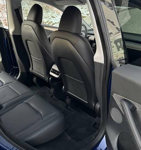 Синий Тесла Model Y, объемом двигателя 0 л и пробегом 15 тыс. км за 31500 $, фото 25 на Automoto.ua