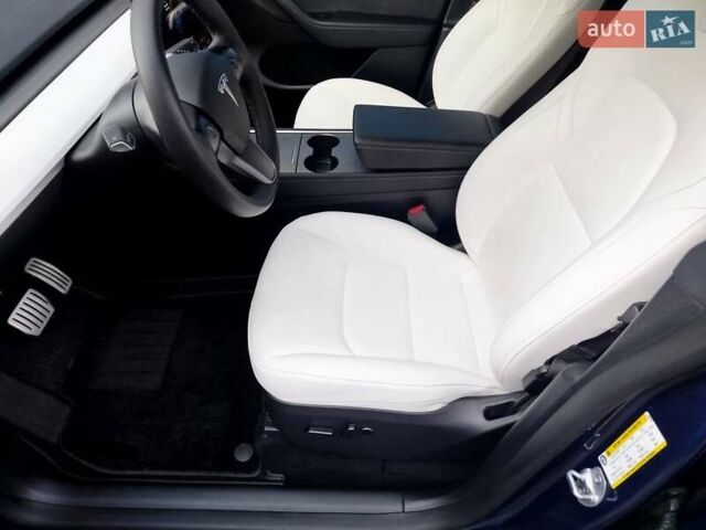 Синій Тесла Model Y, об'ємом двигуна 0 л та пробігом 27 тис. км за 27200 $, фото 13 на Automoto.ua
