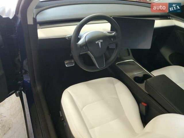 Синий Тесла Model Y, объемом двигателя 0 л и пробегом 23 тыс. км за 23000 $, фото 7 на Automoto.ua