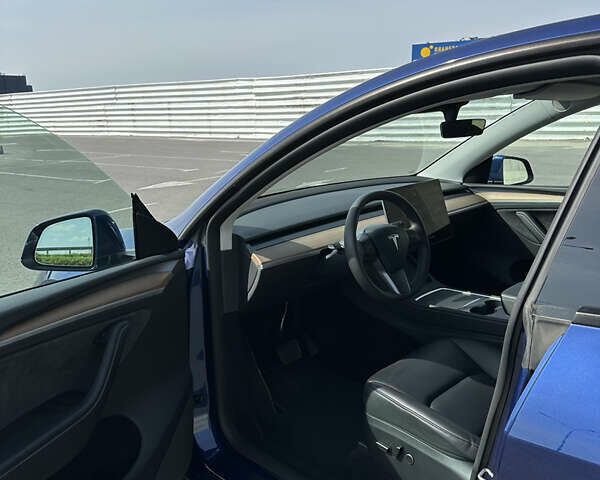 Синий Тесла Model Y, объемом двигателя 0 л и пробегом 7 тыс. км за 32000 $, фото 9 на Automoto.ua