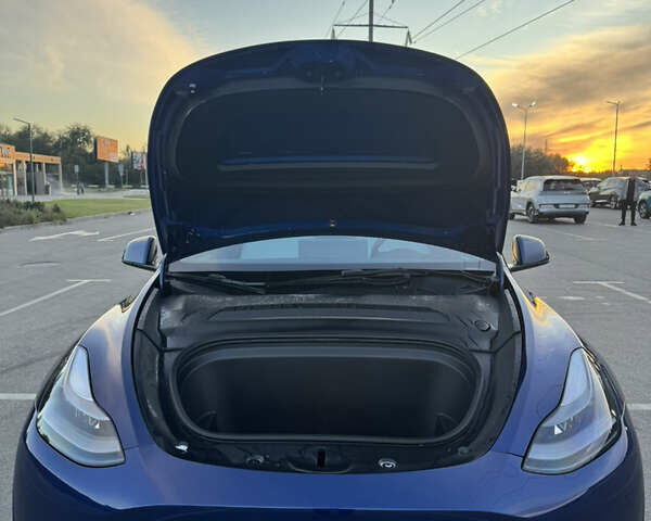 Синий Тесла Model Y, объемом двигателя 0 л и пробегом 60 тыс. км за 26900 $, фото 22 на Automoto.ua