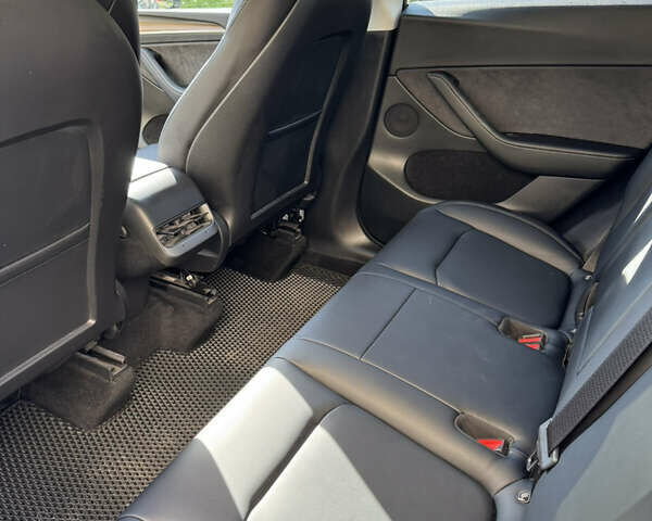 Синій Тесла Model Y, об'ємом двигуна 0 л та пробігом 57 тис. км за 31900 $, фото 7 на Automoto.ua