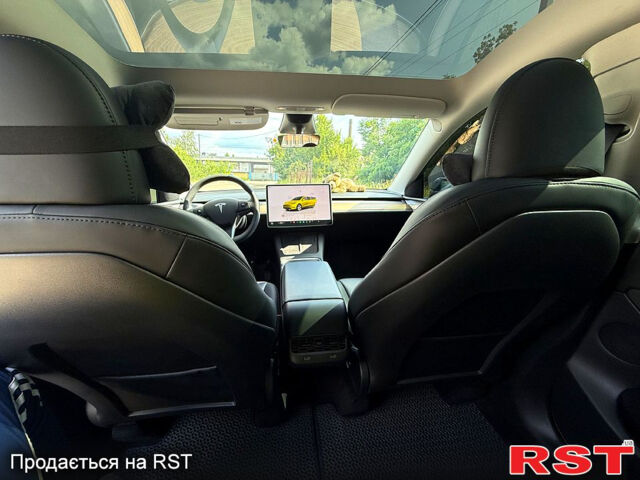 Синий Тесла Model Y, объемом двигателя 0 л и пробегом 26 тыс. км за 30000 $, фото 9 на Automoto.ua