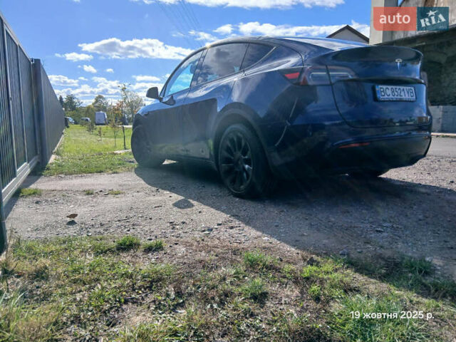 Синий Тесла Model Y, объемом двигателя 0 л и пробегом 25 тыс. км за 27300 $, фото 3 на Automoto.ua