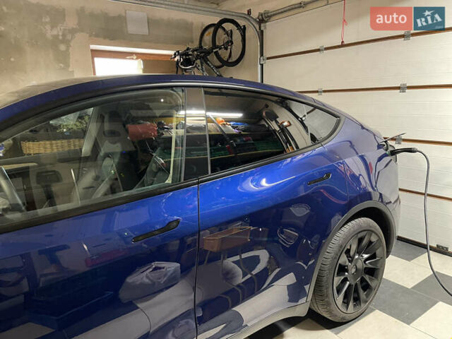 Синий Тесла Model Y, объемом двигателя 0 л и пробегом 9 тыс. км за 30000 $, фото 8 на Automoto.ua