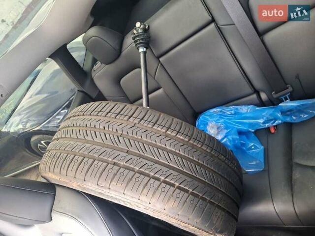 Синий Тесла Model Y, объемом двигателя 0 л и пробегом 37 тыс. км за 23000 $, фото 12 на Automoto.ua