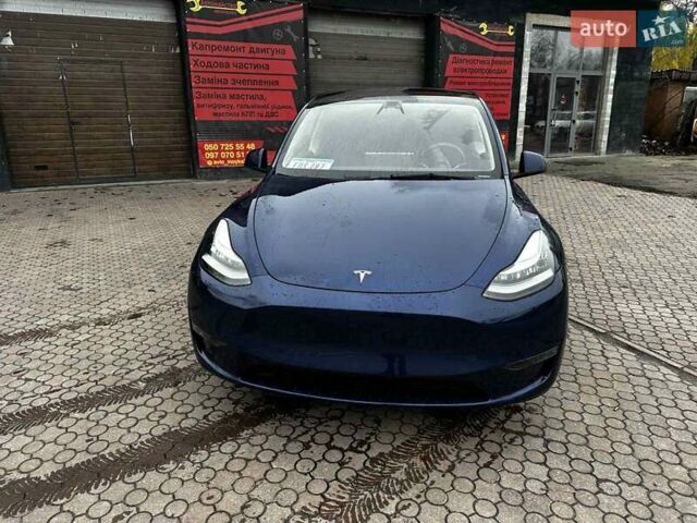 Синий Тесла Model Y, объемом двигателя 0 л и пробегом 59 тыс. км за 25500 $, фото 6 на Automoto.ua