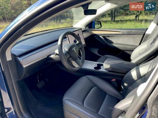 Синий Тесла Model Y, объемом двигателя 0 л и пробегом 30 тыс. км за 29000 $, фото 13 на Automoto.ua