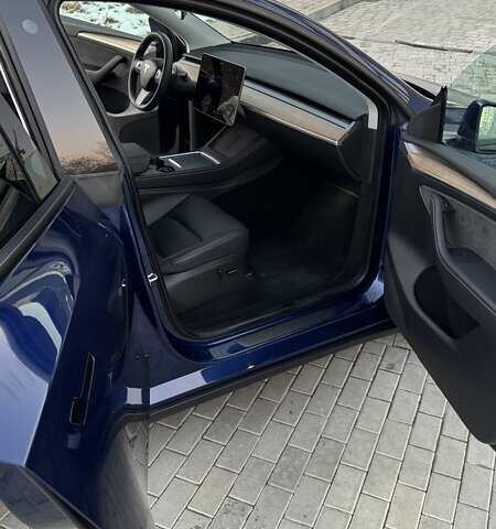 Синий Тесла Model Y, объемом двигателя 0 л и пробегом 15 тыс. км за 31500 $, фото 23 на Automoto.ua