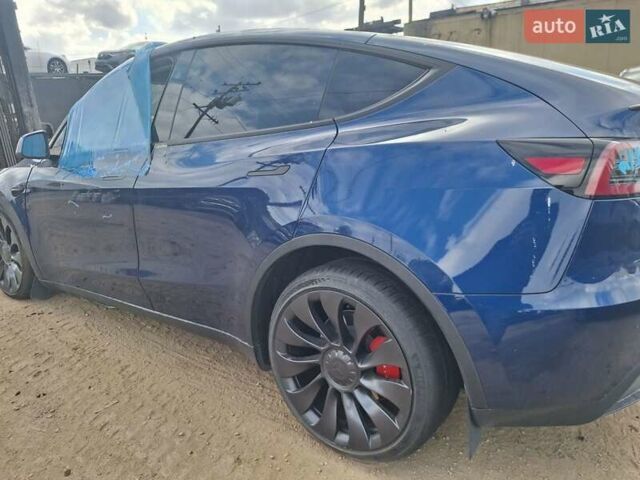 Синий Тесла Model Y, объемом двигателя 0 л и пробегом 37 тыс. км за 23000 $, фото 4 на Automoto.ua