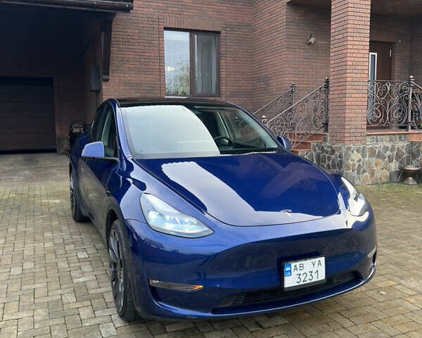 Синий Тесла Model Y, объемом двигателя 0 л и пробегом 32 тыс. км за 32800 $, фото 1 на Automoto.ua