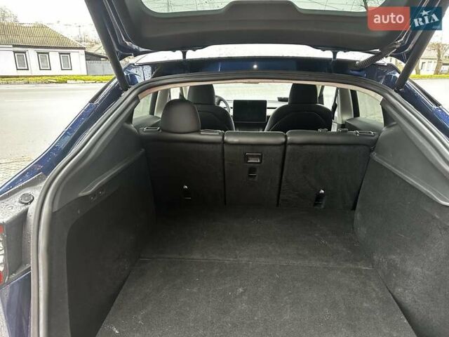 Синий Тесла Model Y, объемом двигателя 0 л и пробегом 59 тыс. км за 25500 $, фото 10 на Automoto.ua