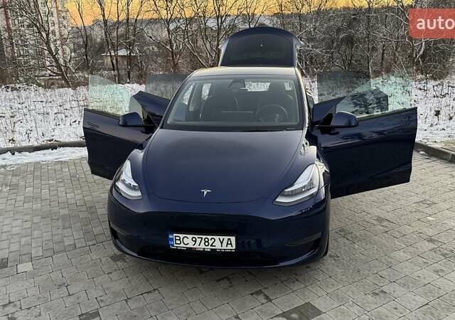 Синий Тесла Model Y, объемом двигателя 0 л и пробегом 15 тыс. км за 31500 $, фото 22 на Automoto.ua