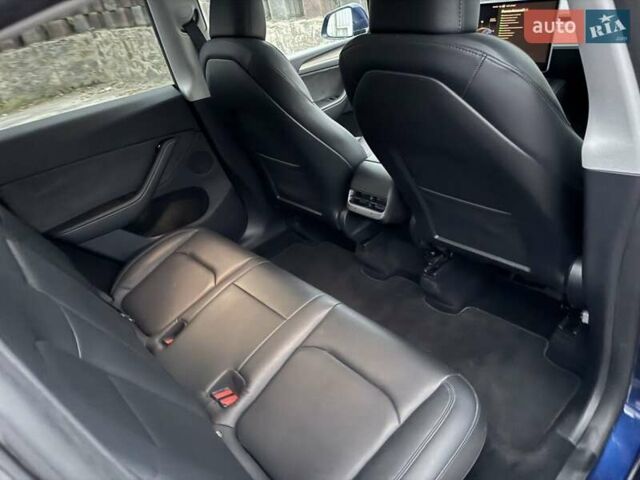 Синий Тесла Model Y, объемом двигателя 0 л и пробегом 35 тыс. км за 34999 $, фото 18 на Automoto.ua