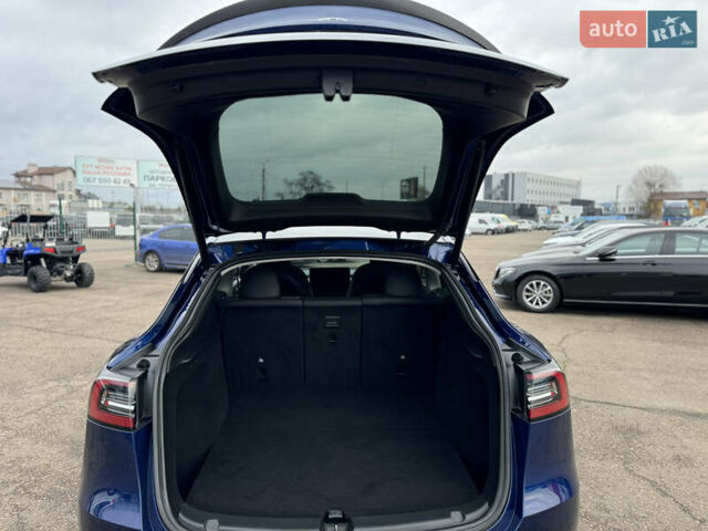 Синий Тесла Model Y, объемом двигателя 0 л и пробегом 36 тыс. км за 31000 $, фото 39 на Automoto.ua